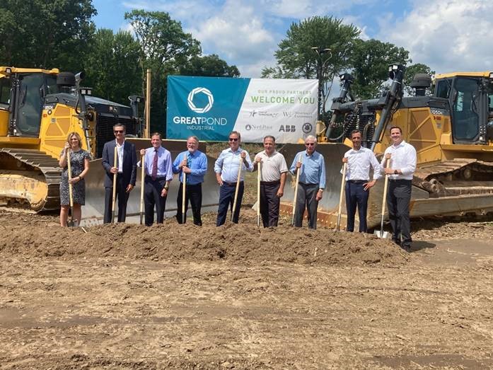 Blumenthal attended the groundbreaking of the Great Pond warehouse in Windsor — a new 750,000 square foot logistics facility that will create new jobs and bolster the local economy. The warehouse is situated on 93-acres on the edge of the Great Pond mixed-used district.